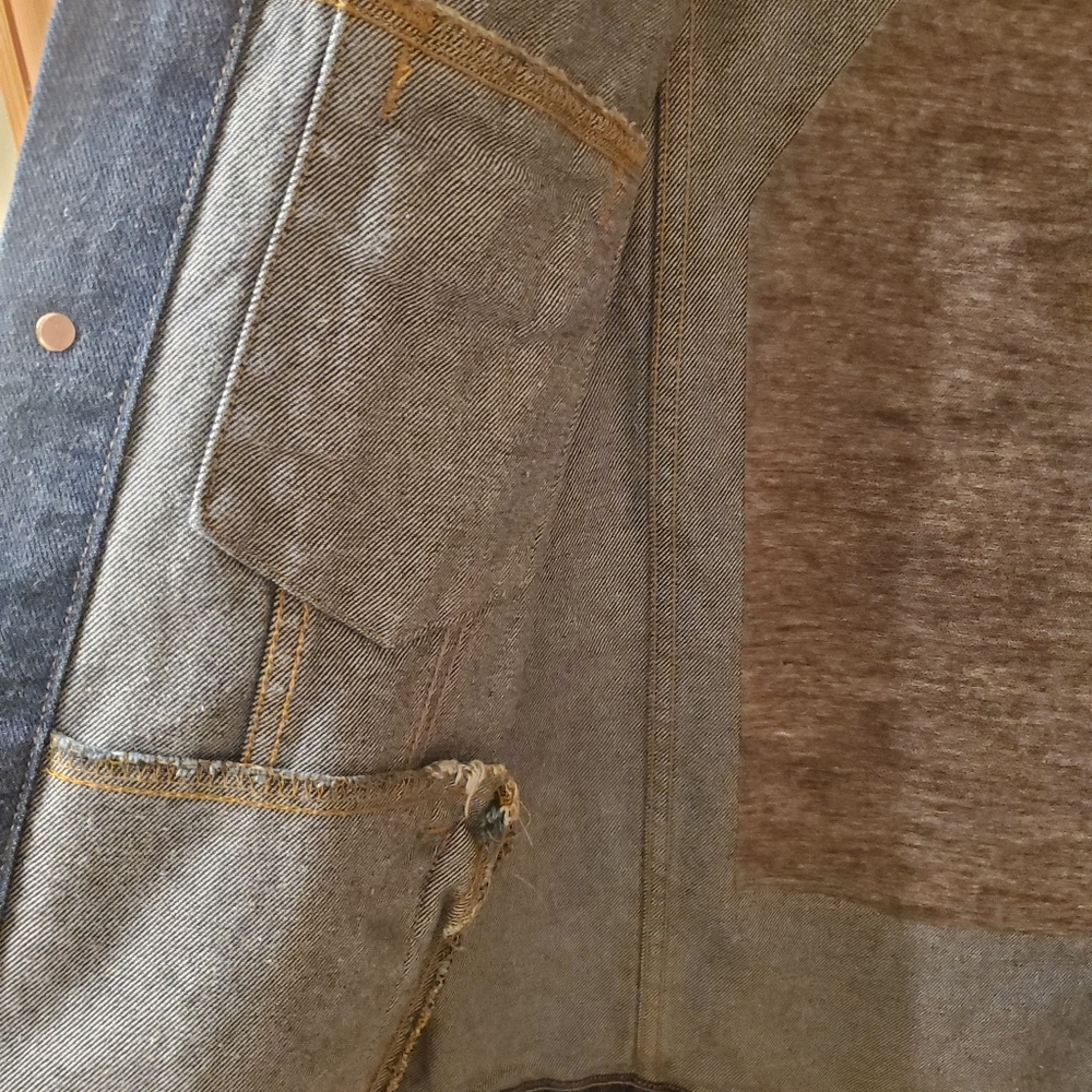 Men's or Women's jean jacket, men's size XL - Picture 9 of 10